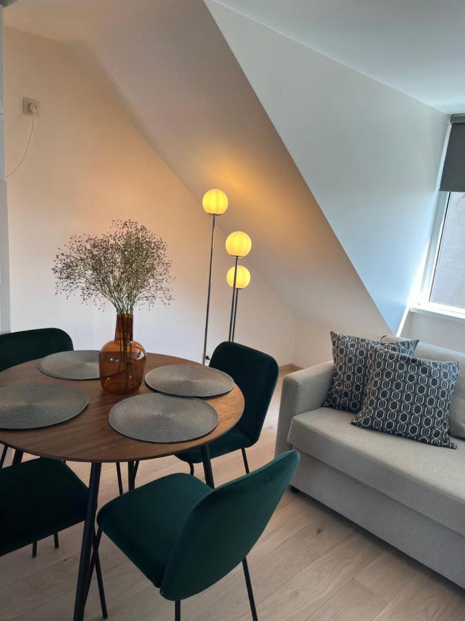 Charming Duplex On The Canal Brussels Exterior photo